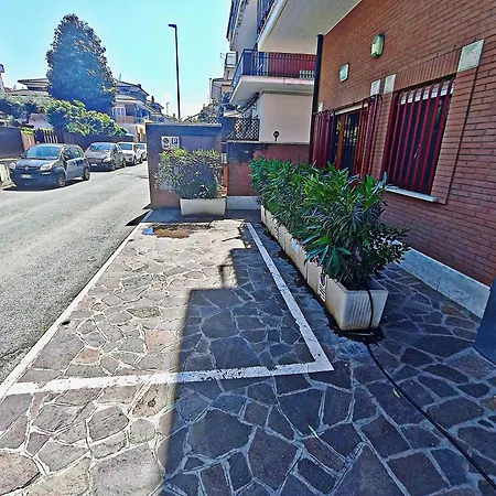 1 Apartment Rome